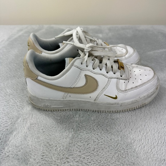 Nike Air Force 1 Essential White Beige Women's Size 7 5 - Picture 11 of 14